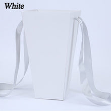 Load image into Gallery viewer, 165*120mm New Round Flower Paper Boxes  Lid Hug Flower Bucket Gift Packaging Box Gift Candy Bar Boxes Party Wedding Supply